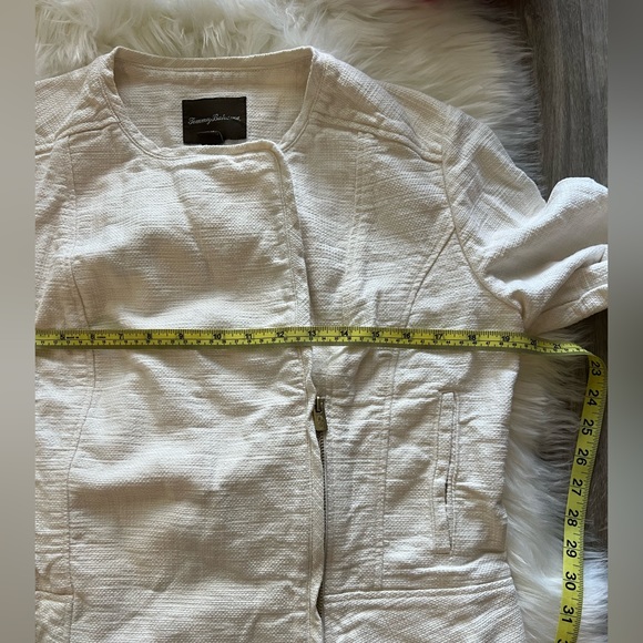 Motto Style Jacket - Picture 4 of 7